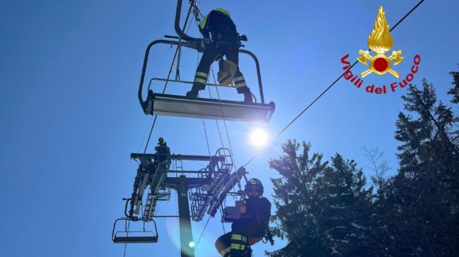 Vigili del fuoco: esercitazioni all'alpe di Mera